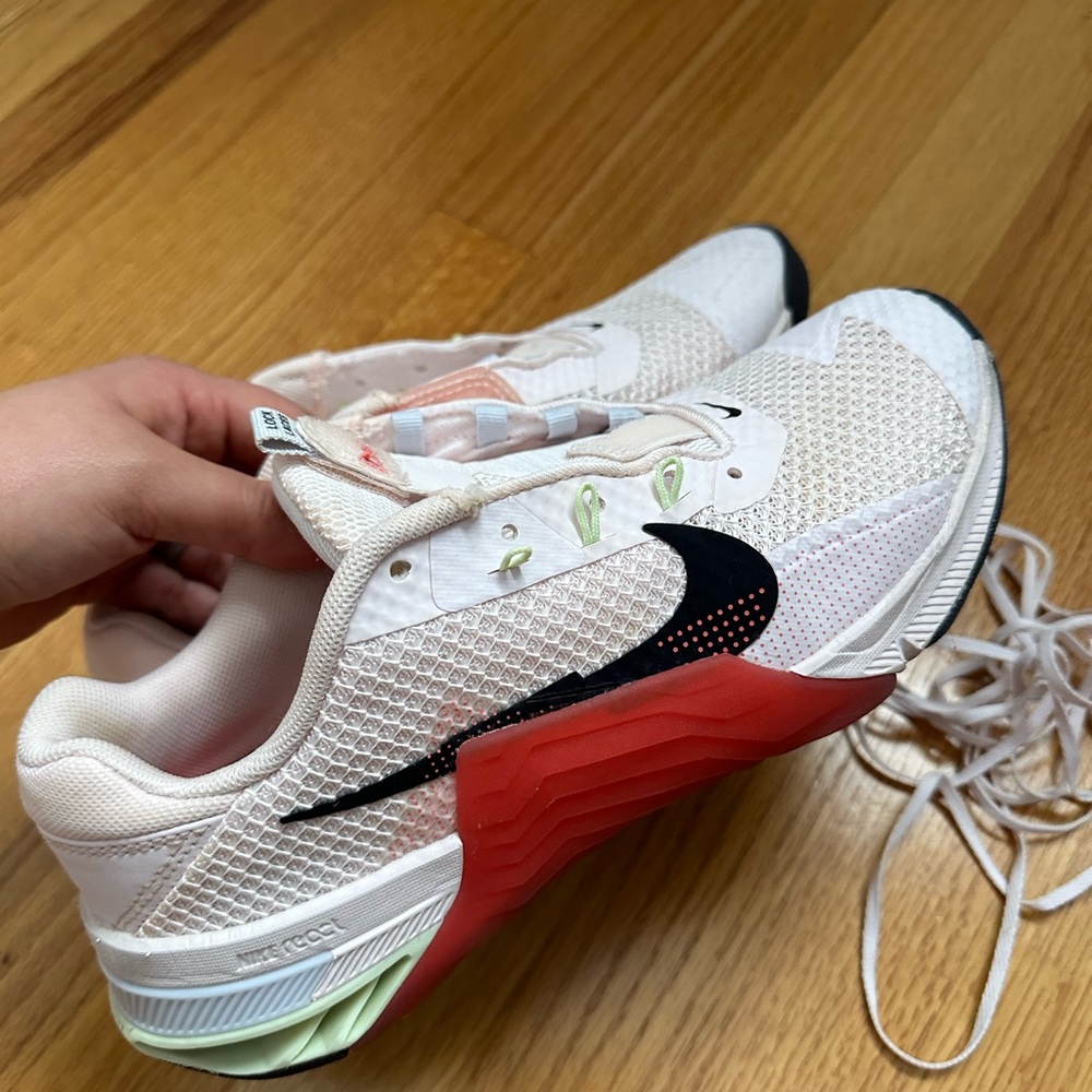 Nike Metcone